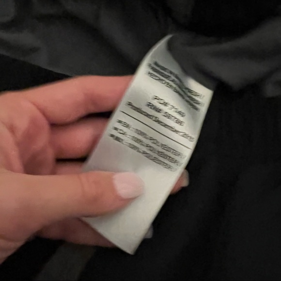 Umbro Black & Grey Running Short - Picture 4 of 7